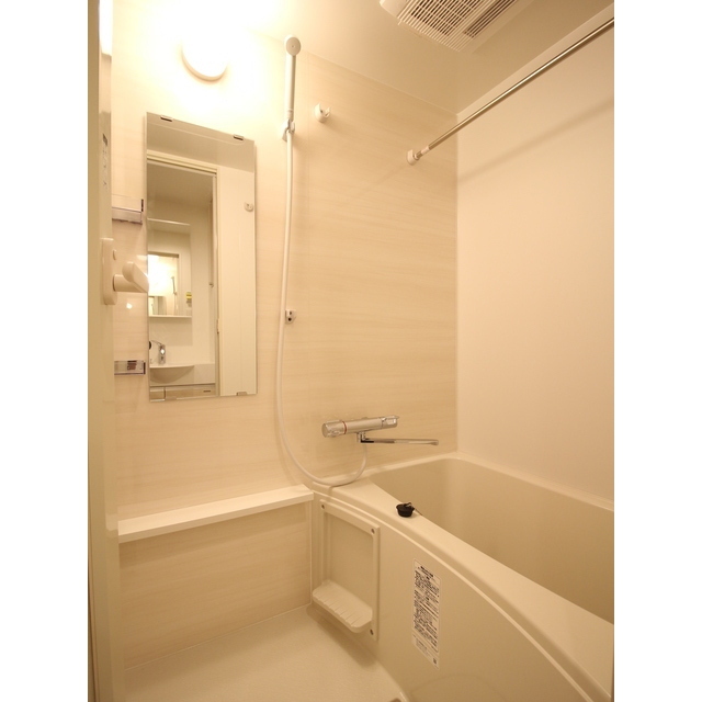 プレール・ドゥーク赤塚304号室 お風呂