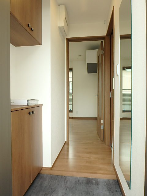 アリエス0201号室 玄関