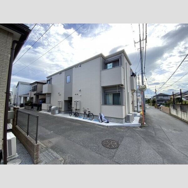 ソレイユ日進 外観