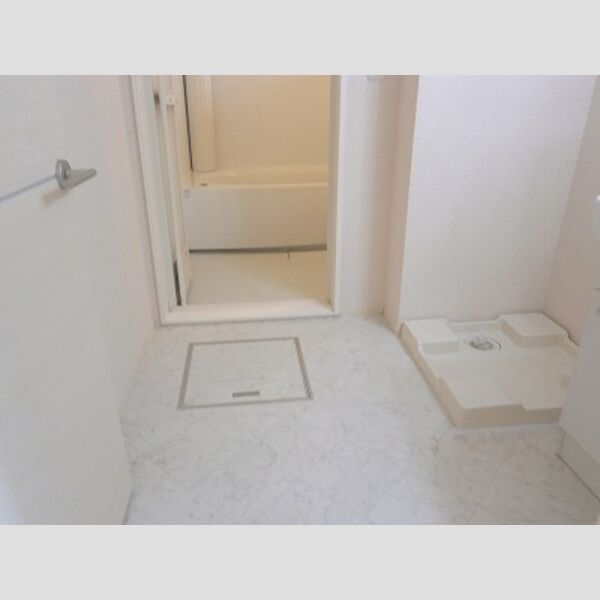 K・fines　A棟201号室 洗面所