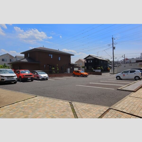 バンゴサン大宮305号室 駐車場