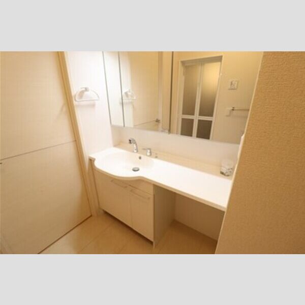 カロン 洗髪洗面化粧台