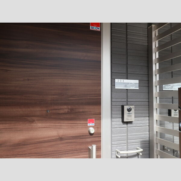 セレスト　弐番館203号室 玄関