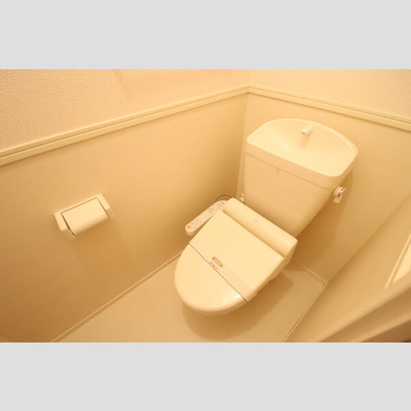 フェリオ・ヴィアーレ 温水洗浄暖房便座