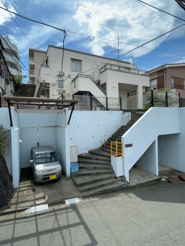 パレロワイヤル善行の外観画像