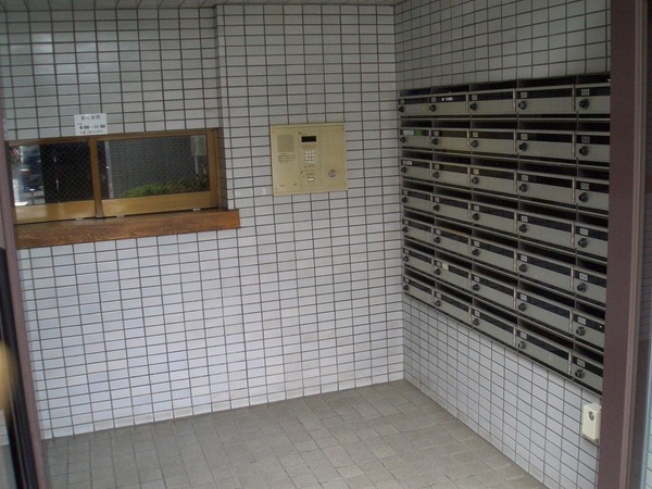 日神パレス新大塚206号室 エントランス