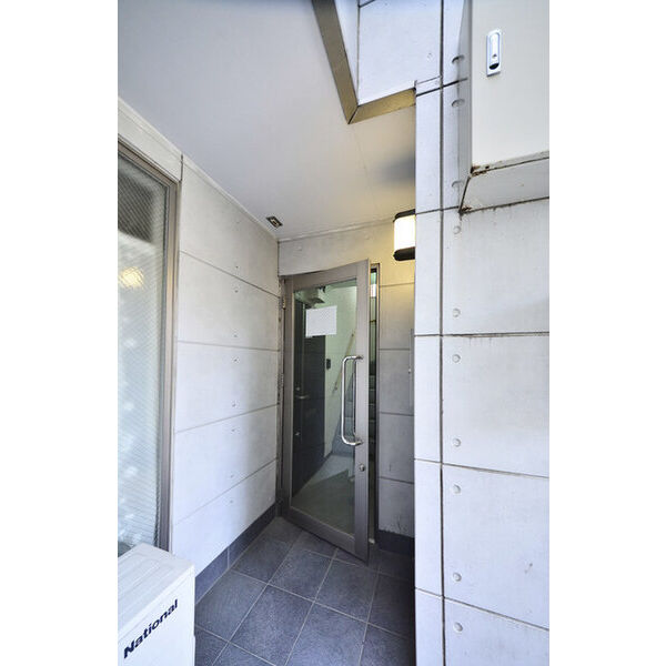 Aレガート吉野町 エントランス