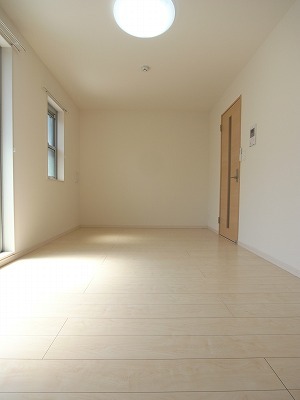 リブリ・モンテーニュ 内観