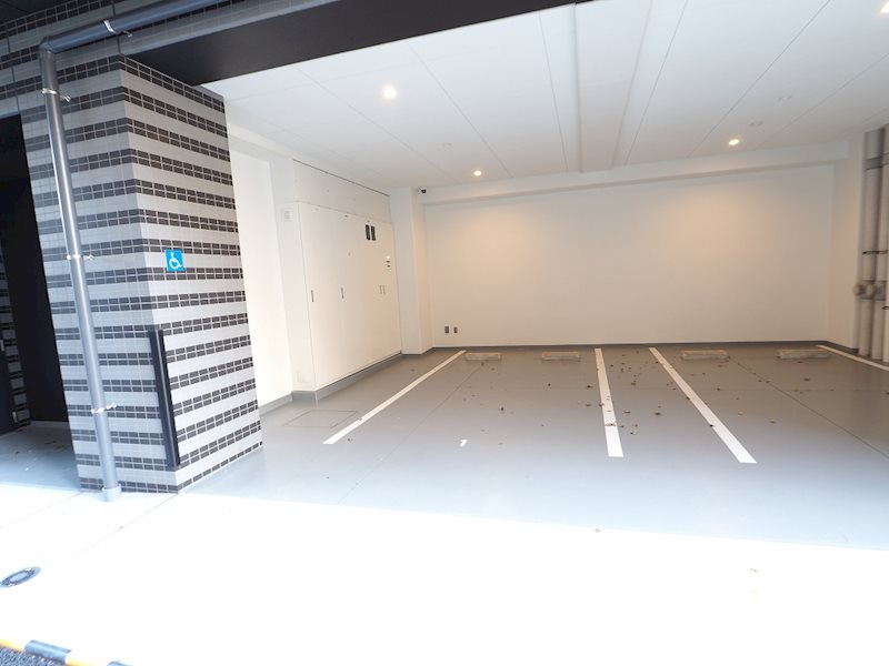 アジールコート新高円寺 駐車場