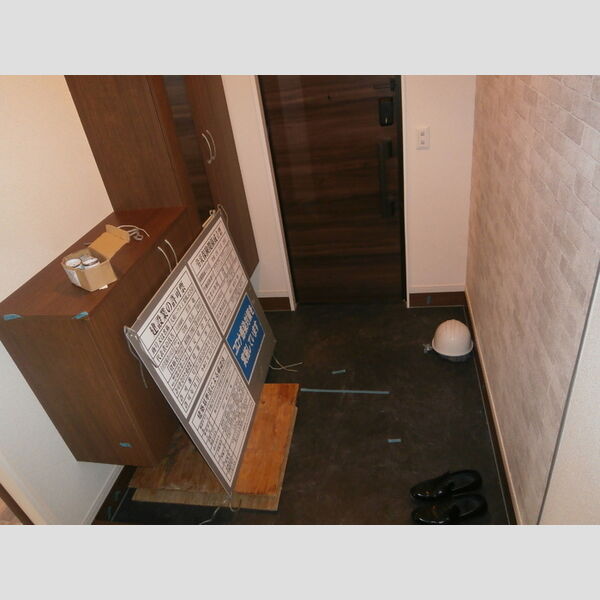 ディアコート新宿108号室 玄関