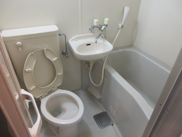 エトワール２１(E-130)3階 3点UB