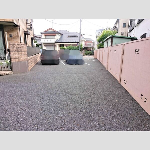 アルト・ポンテ 駐車場