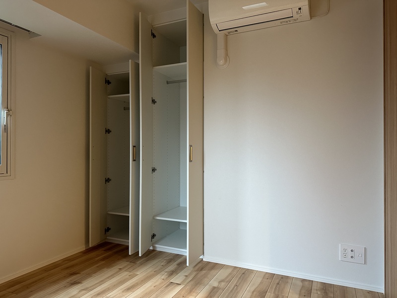 ONE ROOF RESIDENCE NISHINIPPORI8階 内観
