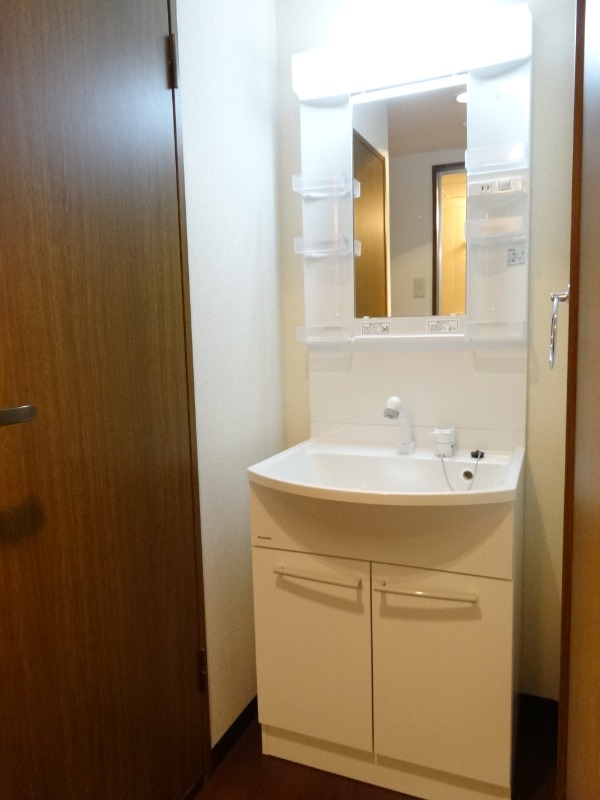 ア・ボートルサンテ西館 洗面