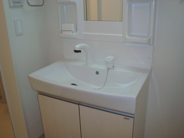 ブランジュ南逆井 洗面