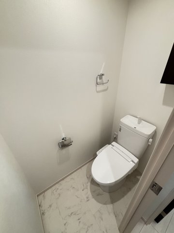 レジデンス練馬桜台0301号室 トイレ