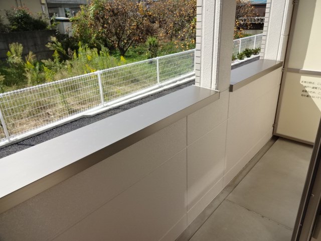 ブラッサムコート101号室 ベランダ