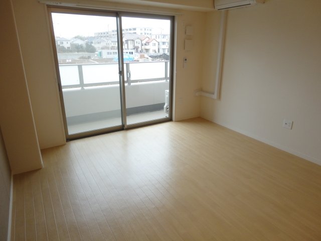 Ｌｅ　Ｃｉｅｌ　Ｂｌｅｕ(ルシエルブルー)308号室 リビング