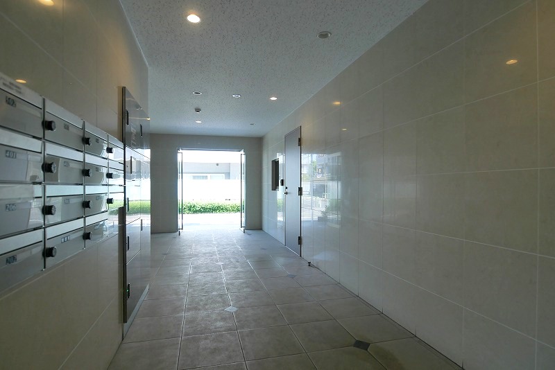 グロウワード東京ノース・アリビエ2階 外観