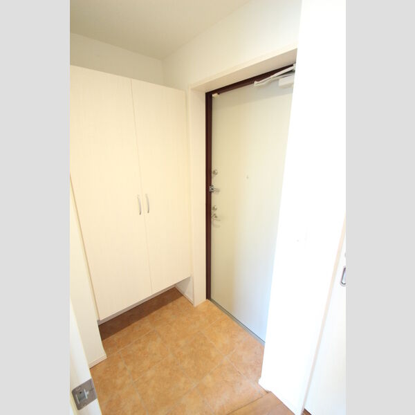 エム ドマーニ 403号室　玄関