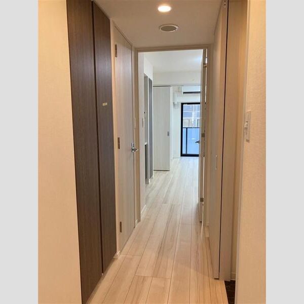 S-RESIDENCE新宿御苑903号室 リビング