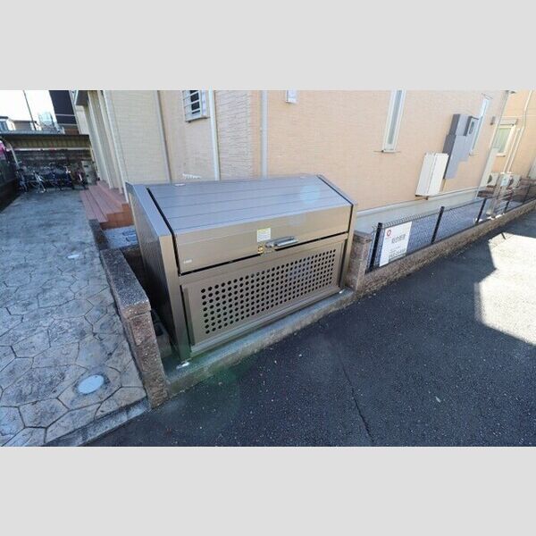 サンク　モンタニア　B棟 周辺