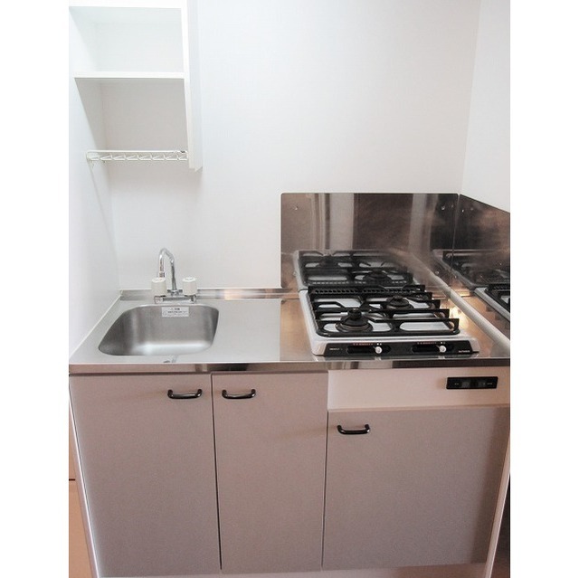 アンプルール フェール レーベン305号室 キッチン