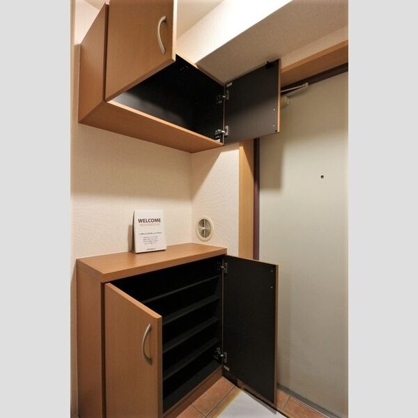 カネキン第二ビル シューズボックス