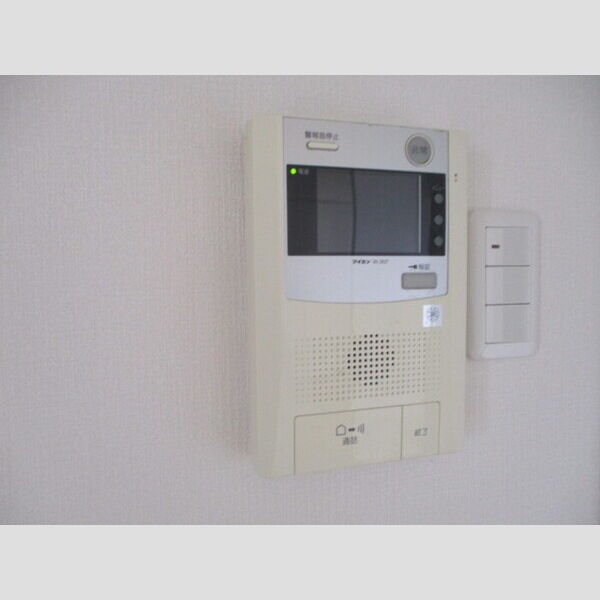 オーシャンビュー壱番館1302号室 モニタ付インターホン
