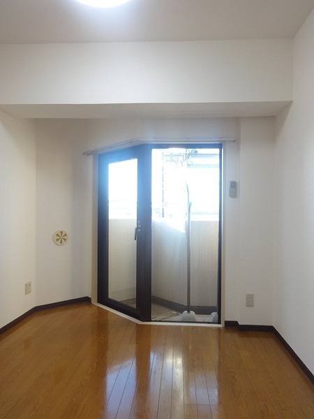 サンテミリオン上井草405号室 リビング