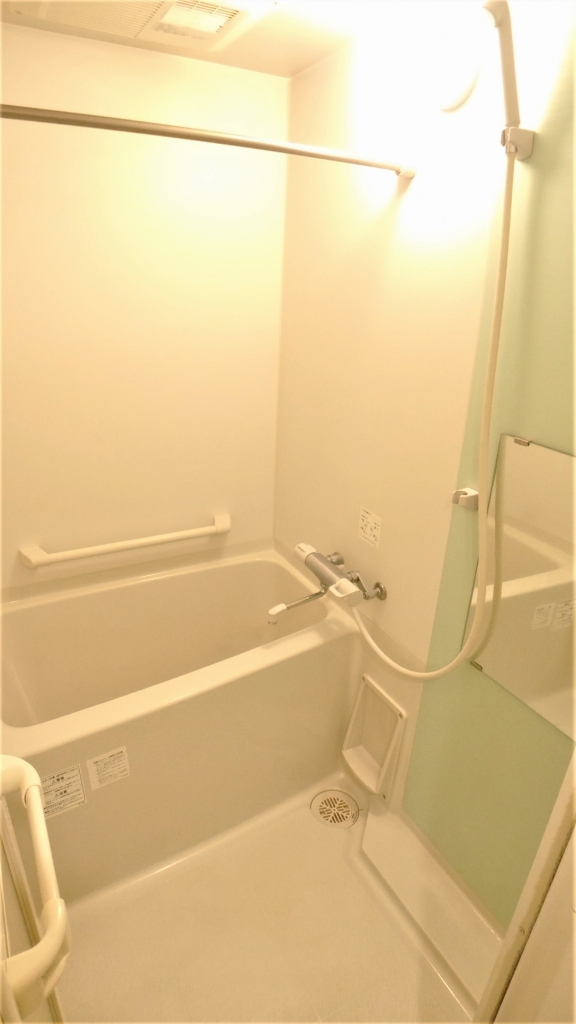 レオネクストルナルミエール越谷 お風呂