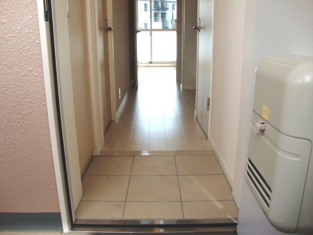 ソレイユ　ルブァン　～Ｓｏｌｅｉｌ　Ｌｅｖａｎｔ～　 廊下