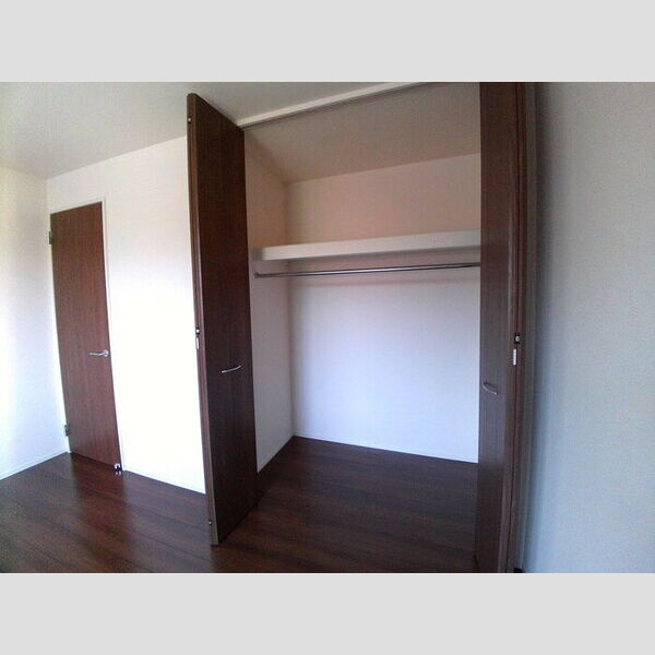 ブリュンヒルト202号室 クローゼット