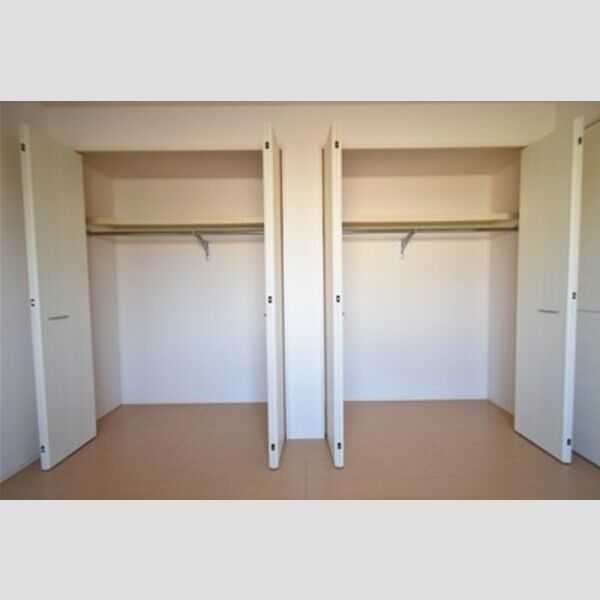 リバーストーン C 収納