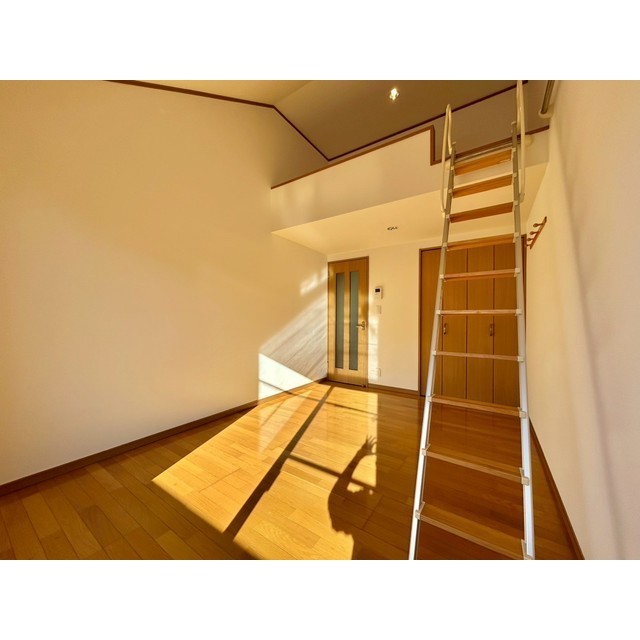 エクレール辻堂Ⅰ204号室 リビング