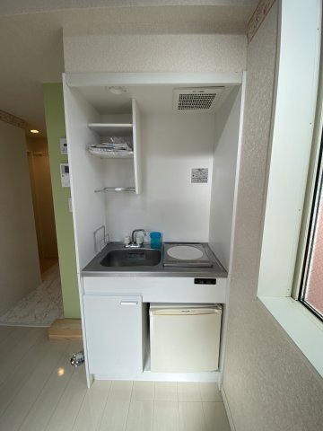ユナイト尻手ルイ・ベルトレー206号室 キッチン