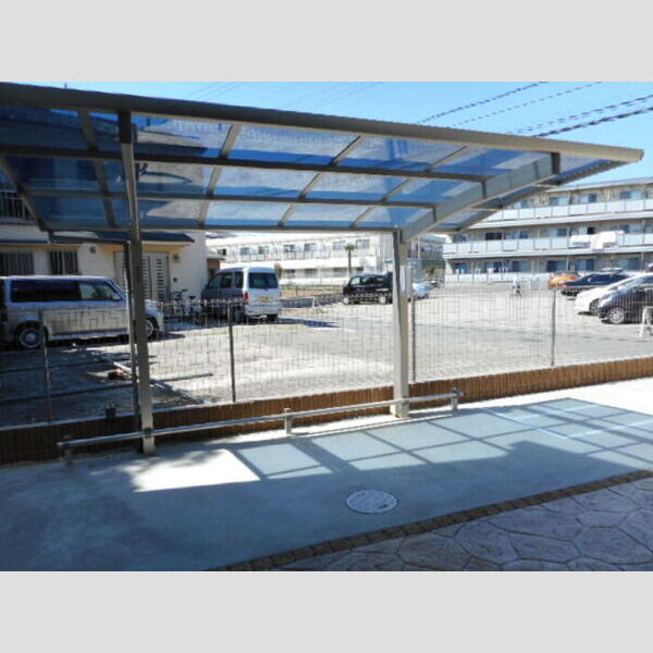 アイビーコートT203号室 駐輪場