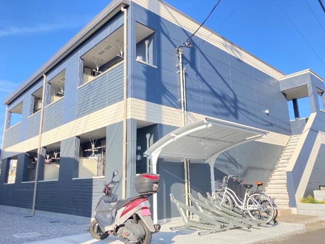 ウィング 外観写真（昼）