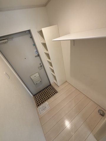 ローズハイツ山手 玄関