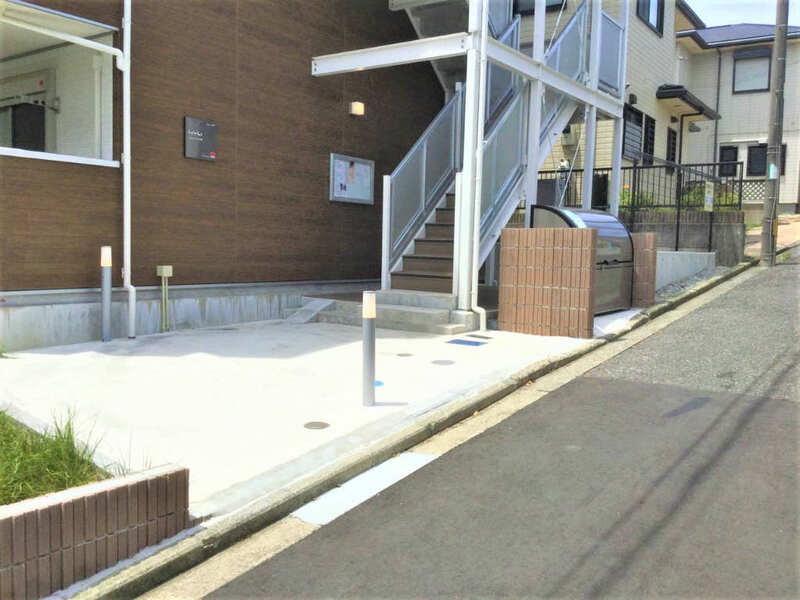 リブリ・ネオ上大岡2階 エントランス