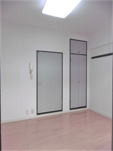 ベルメゾン二子502号室 同建物別部屋の参考画像