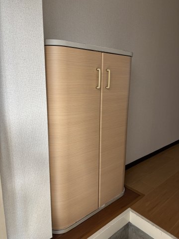 メゾン稲荷山0101号室 収納