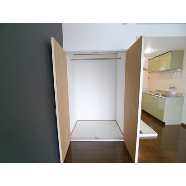 若松ハイツ３号館 内観