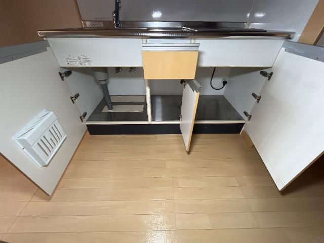 ローデア00503号室 キッチン収納