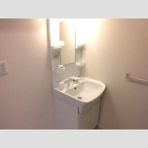 アンシャンテ東方 洗髪洗面化粧台