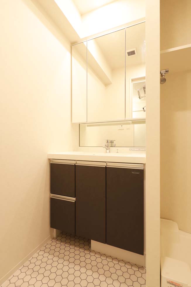 VERXEED　ASAKUSA8階 内観