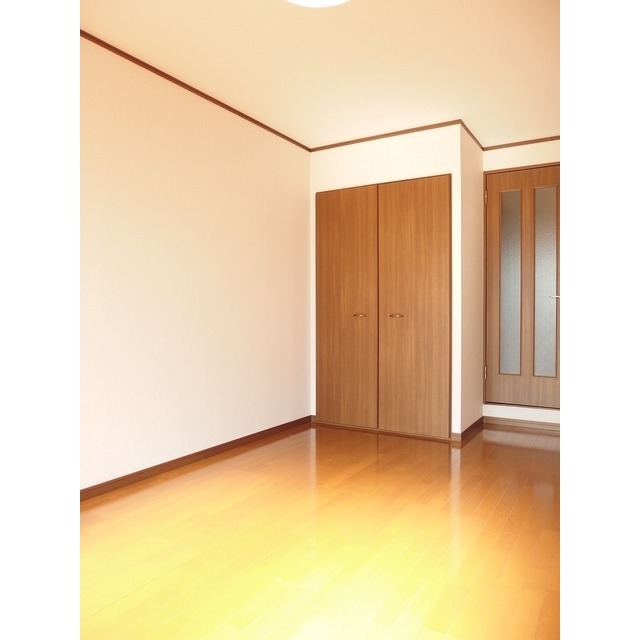 アンプルール フェール 上福岡Ⅱ102号室 リビング