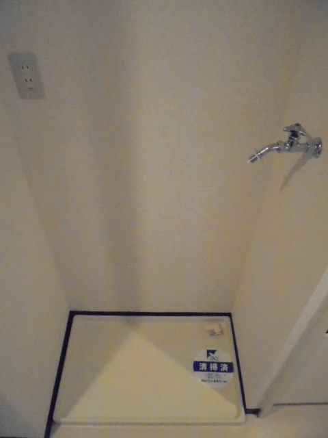 スカイコート新宿第８102号室 洗濯機置き場