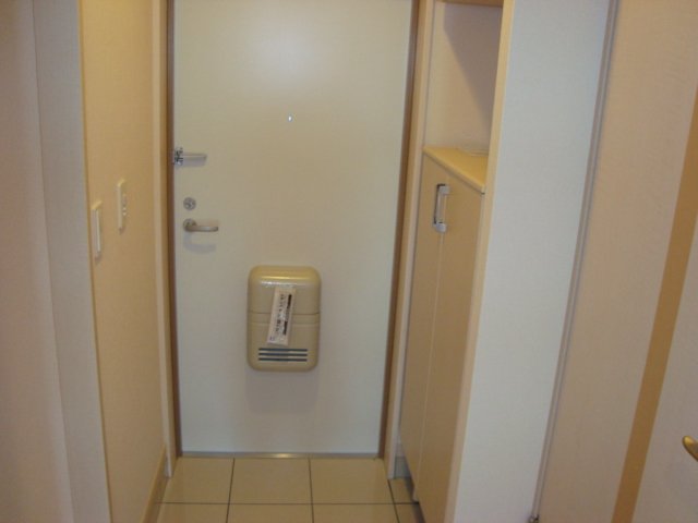 グレイス江北 玄関