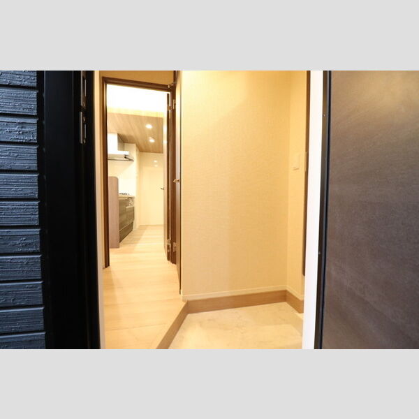 ピュアハイム大倉山 玄関